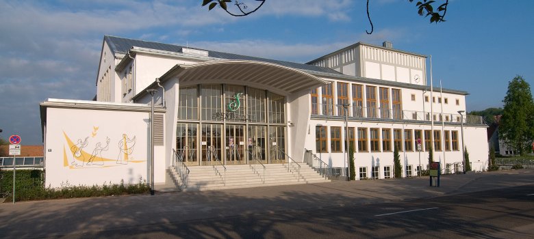 Festhalle neu 2.JPG